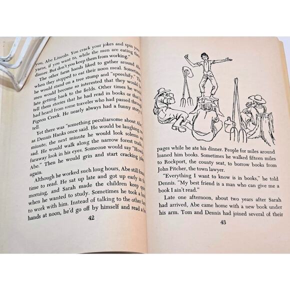 Abe Lincoln Gets His Chance by Francis Cavanah (1963 1st Thus Scholastic PB) - Picture 7 of 9